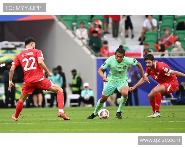 黎巴嫩足球对抗中国队的精彩较量与战术分析