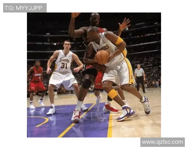 2009年科比带领湖人对阵火箭的经典对决回顾与分析