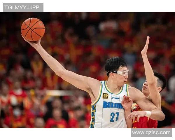 2013年CBA青岛队与北京队激战回顾精彩瞬间与赛场亮点分析